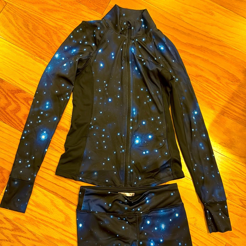 Galaxy workout outfit